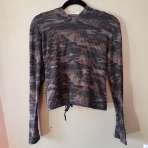 Free kisses part of 3 for 25 sale